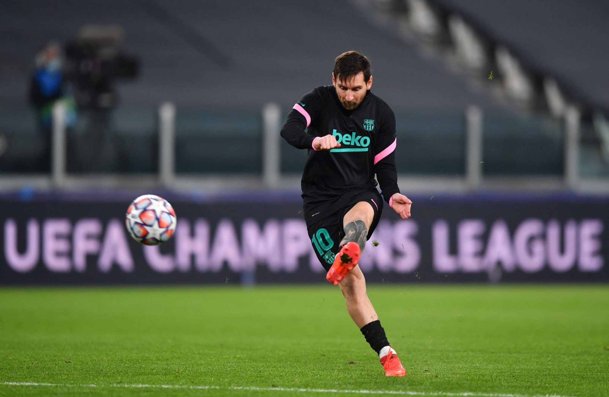 杯奠定坚实 杯奠定坚实